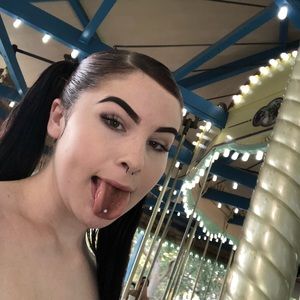 Meet your Posher, Vaunnah